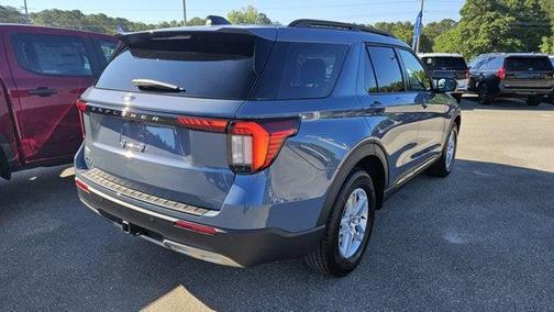 Vapor Blue Metallic 2026 Ford Explorer Active