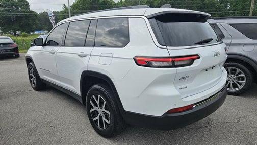 Bright White Clearcoat 2025 Jeep Grand Cherokee L Limited