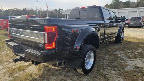 2022 Ford F-450 Platinum