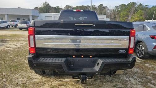 2022 Ford F-450 Platinum