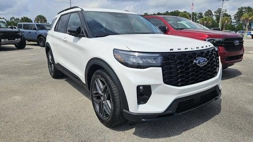 Star White Met 2026 Ford Explorer ST