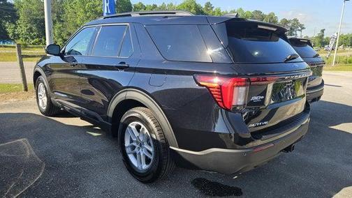 Agate Black Metallic 2026 Ford Explorer Active