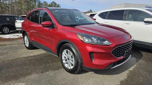 2020 Ford Escape SE