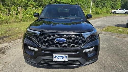 2024 Ford Explorer ST-Line