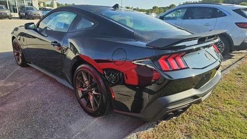 2025 Ford Mustang Dark Horse Fastback
