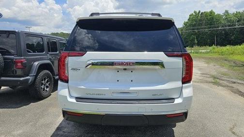 Summit White 2022 GMC Yukon XL SLT