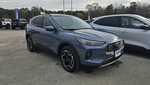 2026 Ford Escape Platinum