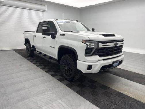 2024 Chevrolet Silverado 3500 LT