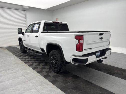 2024 Chevrolet Silverado 3500 LT