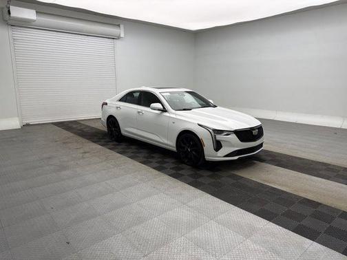 2022 Cadillac CT4 Luxury