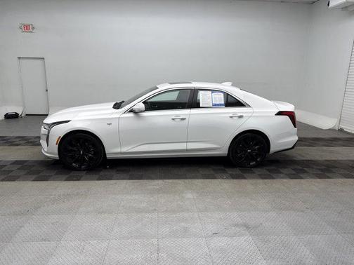 2022 Cadillac CT4 Luxury