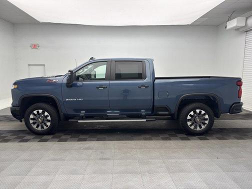 2024 Chevrolet Silverado 2500 Custom