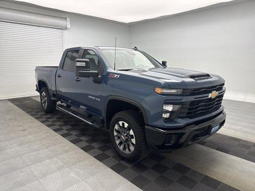 2024 Chevrolet Silverado 2500 Custom