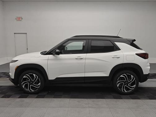 Summit White 2024 Chevrolet Trailblazer RS
