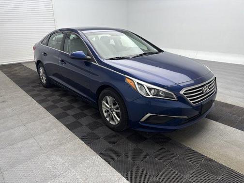 2017 Hyundai SONATA Base