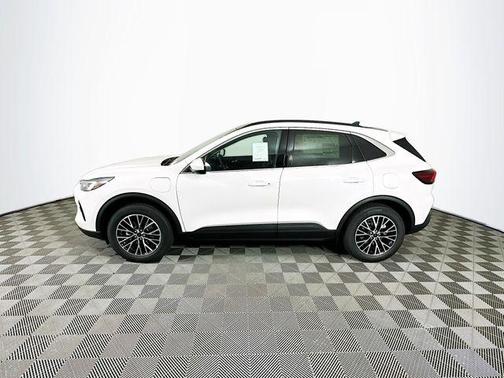 2025 Ford Escape PHEV