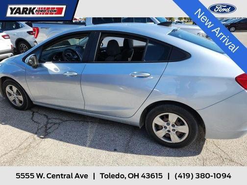 2018 Chevrolet Cruze LS