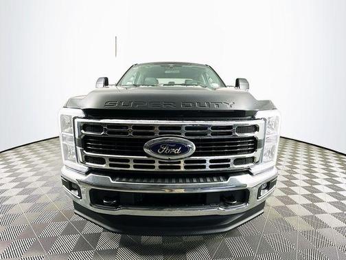 2025 Ford F-350 XLT