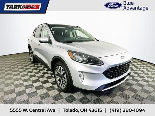 2020 Ford Escape Titanium