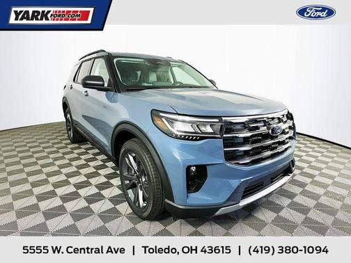 Vapor Blue Metallic 2026 Ford Explorer Active