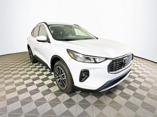 2026 Ford Escape Base