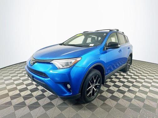2017 Toyota RAV4 SE