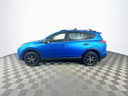 2017 Toyota RAV4 SE