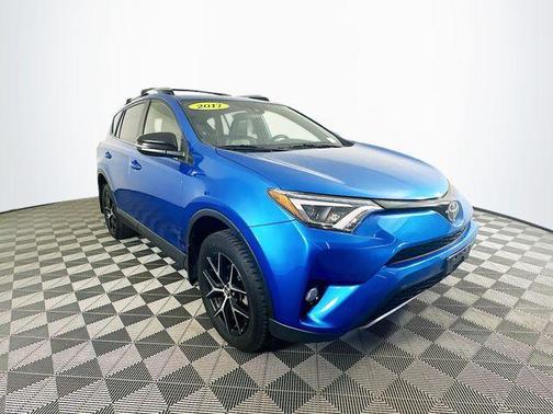 2017 Toyota RAV4 SE
