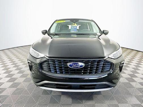2023 Ford Escape Base
