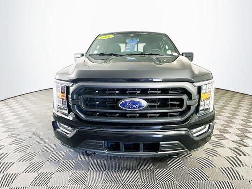 Agate Black Metallic 2023 Ford F-150 XLT