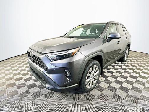 2022 Toyota RAV4 XLE Premium