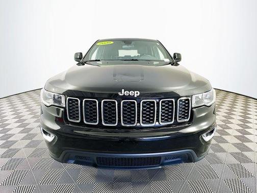 2020 Jeep Grand Cherokee Laredo E