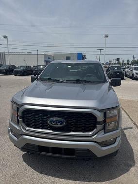 Iconic Silver Metallic 2023 Ford F-150 XL