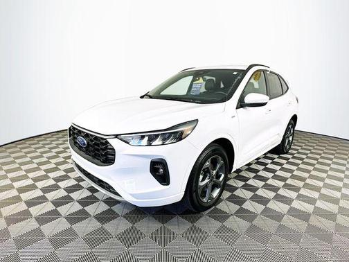 2023 Ford Escape ST-Line Select