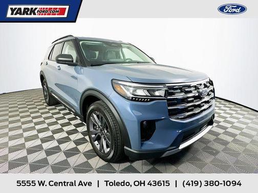 2025 Ford Explorer Active