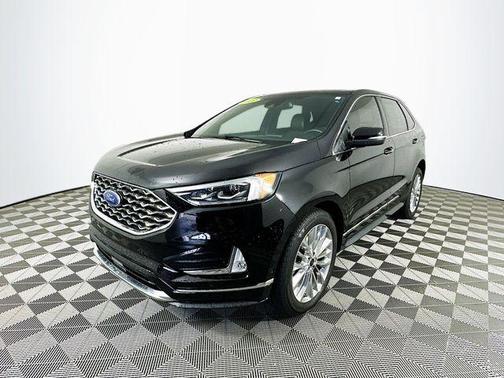 2021 Ford Edge Titanium