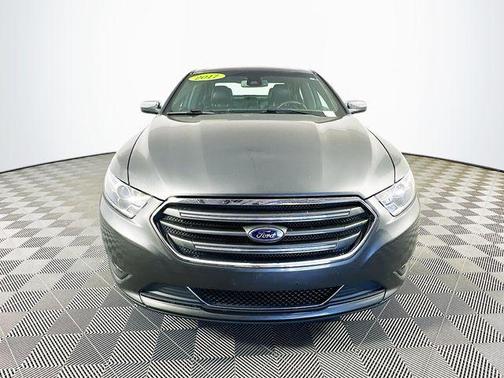 2017 Ford Taurus Limited