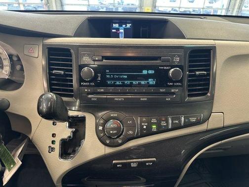 2014 Toyota Sienna SE