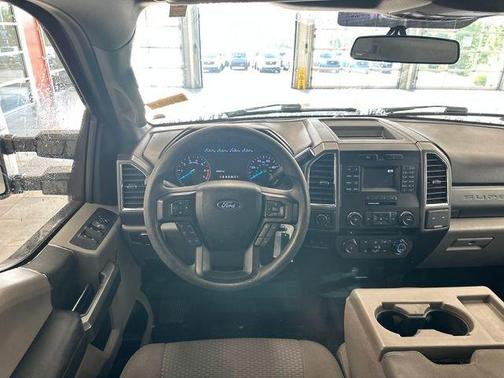 Oxford White 2018 Ford F-250 XLT