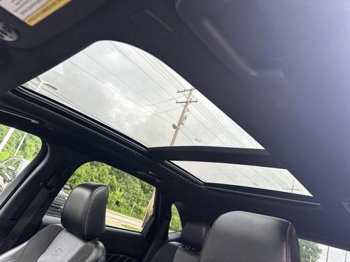 2022 Ford Edge ST