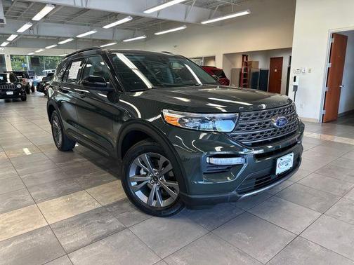 Forged Green Metallic 2023 Ford Explorer XLT