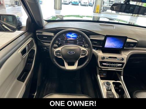 Agate Black Metallic 2023 Ford Explorer XLT