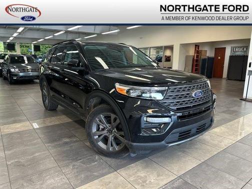 Agate Black Metallic 2023 Ford Explorer XLT