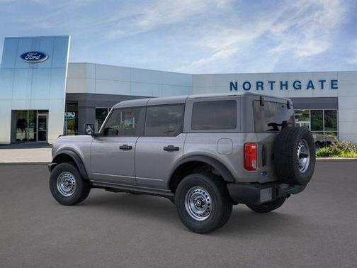 Carbonized Gray Metallic 2025 Ford Bronco Base