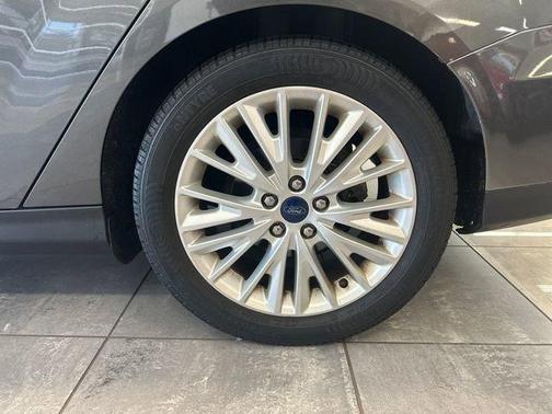 Magnetic 2016 Ford Focus Titanium
