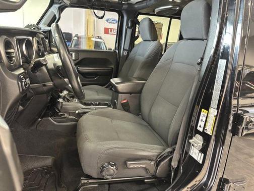 2020 Jeep Gladiator Sport