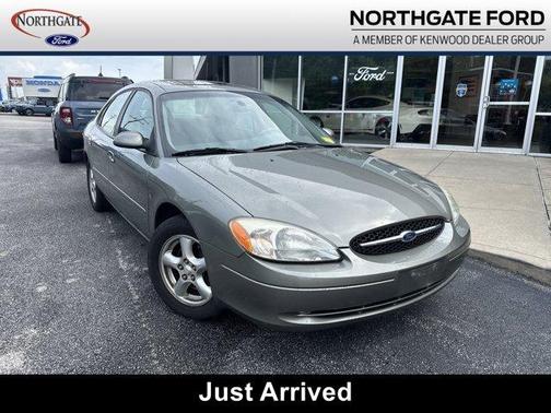 2002 Ford Taurus SES