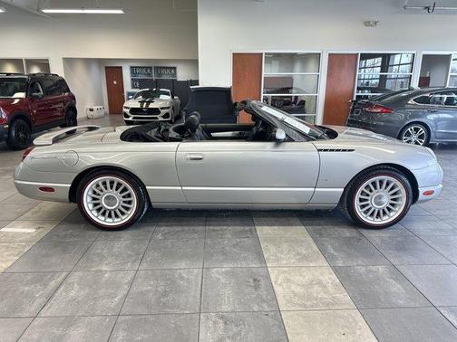 2004 Ford Thunderbird Deluxe