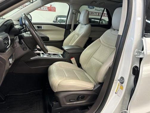2022 Ford Explorer Platinum