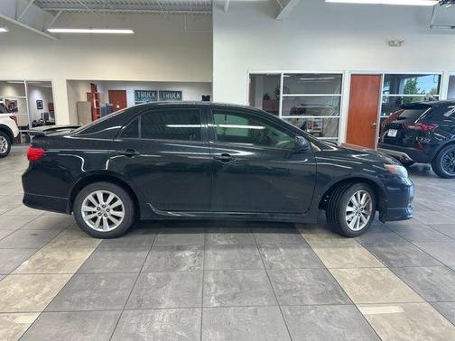 Black Sand Pearl 2009 Toyota Corolla S